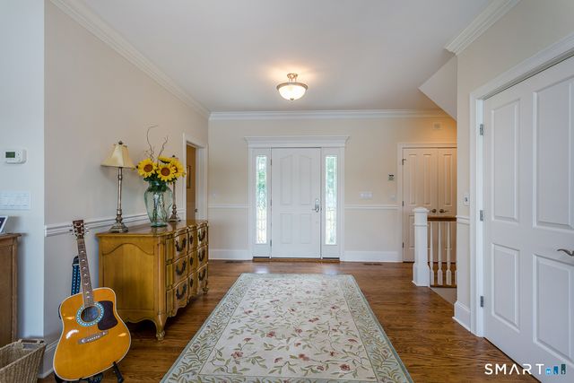 164 North Lake Shore Drive, Brookfield, CT 06804