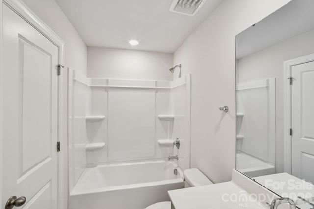 1547 31st Street NE, Conover, NC 28613