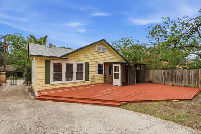 513 FULTON AVE, San Antonio, TX 78212