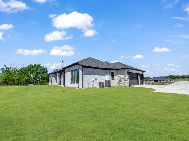 4009 Estancia Court, Weatherford, TX 76088