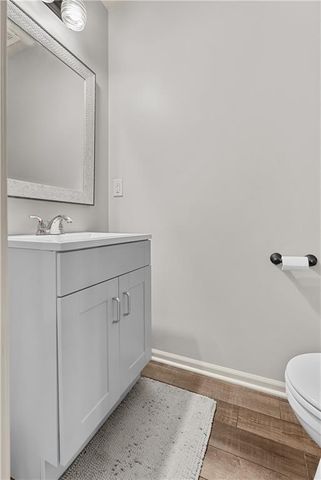 521 SW 15th Street, Blue Springs, MO 64015