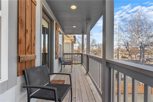 521 SW 15th Street, Blue Springs, MO 64015