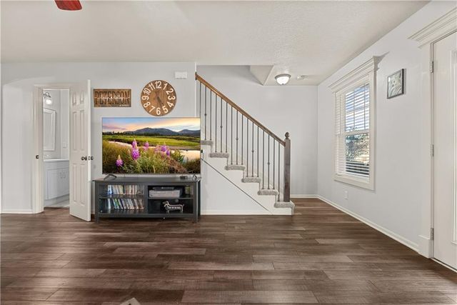 521 SW 15th Street, Blue Springs, MO 64015