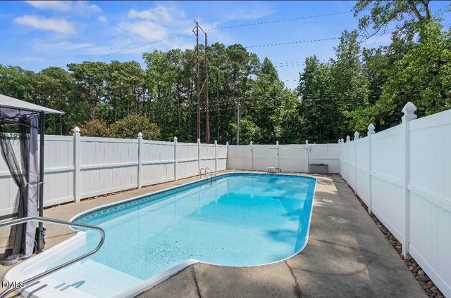 1809 Saddlewood Lane, Sanford, NC 27330