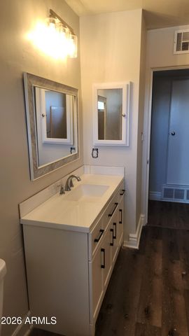 803 W LUKE Avenue, Phoenix, AZ 85013