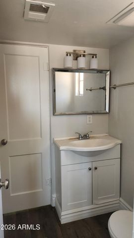 803 W LUKE Avenue, Phoenix, AZ 85013