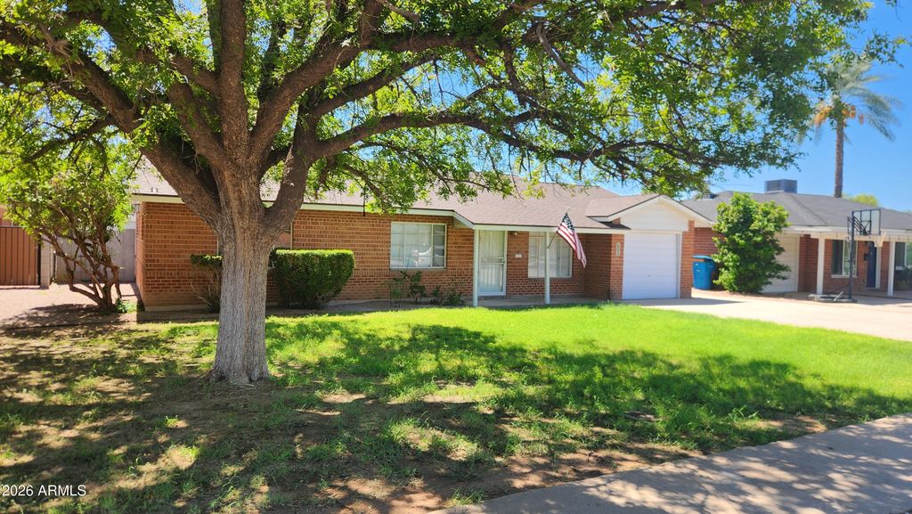 803 W LUKE Avenue, Phoenix, AZ 85013