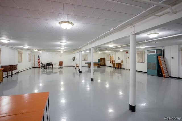 1550 Cherboneau 218, Detroit, MI 48207