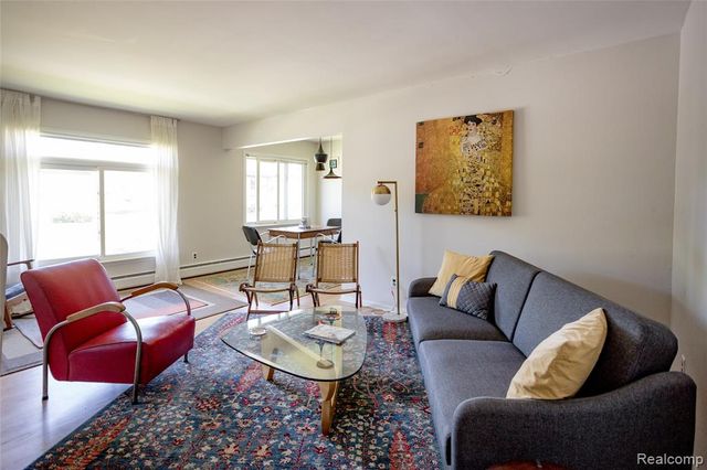 1550 Cherboneau 218, Detroit, MI 48207