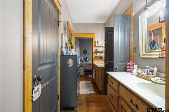 14955 FM 2010, Chandler, TX 75758