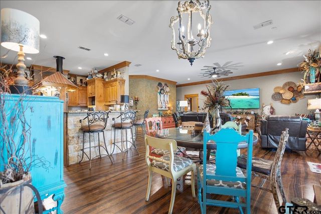 14955 FM 2010, Chandler, TX 75758