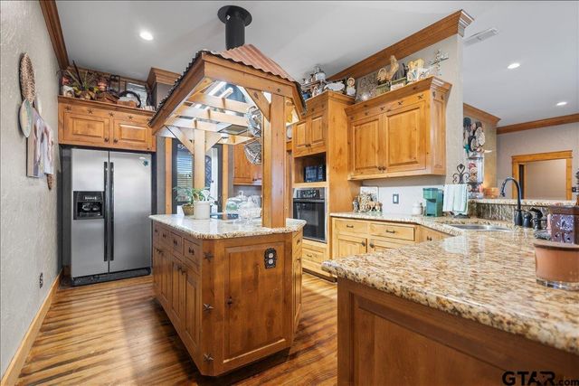 14955 FM 2010, Chandler, TX 75758