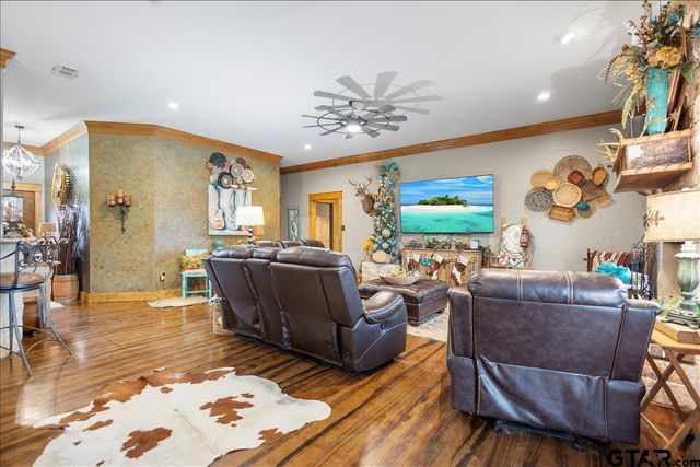 14955 FM 2010, Chandler, TX 75758