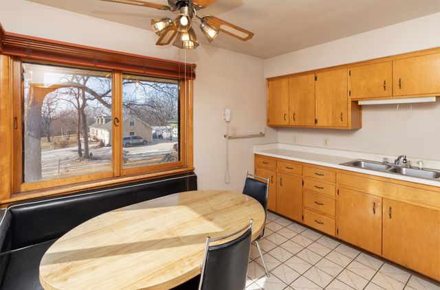 410 N Vine Street, Hartford, IA 50118