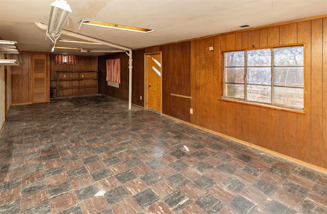 410 N Vine Street, Hartford, IA 50118