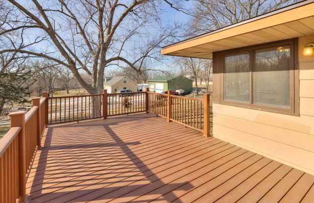 410 N Vine Street, Hartford, IA 50118