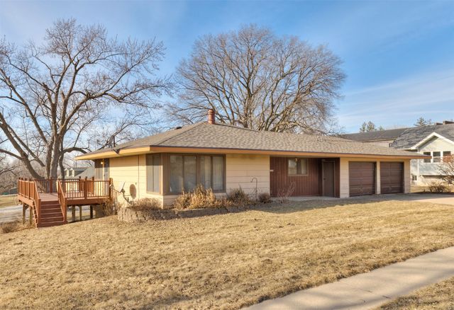 410 N Vine Street, Hartford, IA 50118