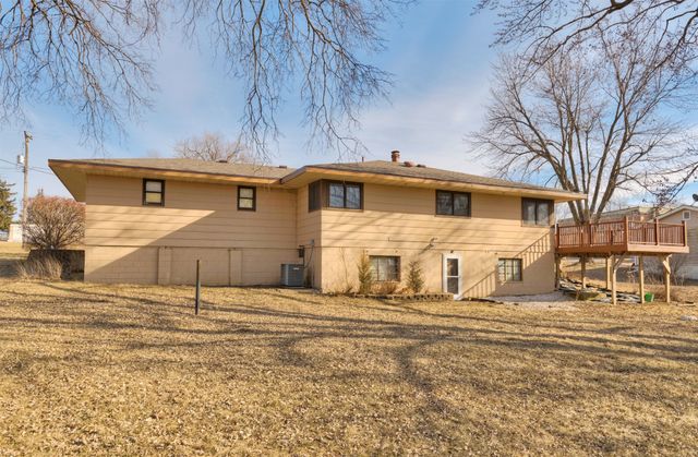 410 N Vine Street, Hartford, IA 50118