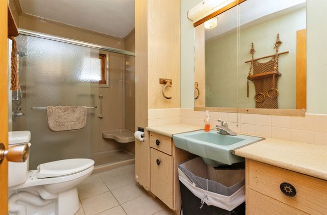 410 N Vine Street, Hartford, IA 50118