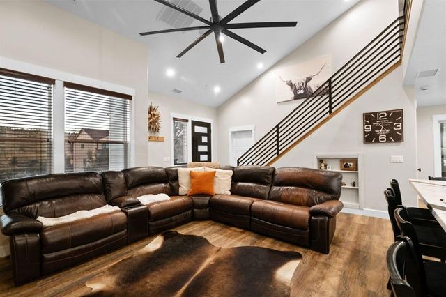 47145 Skyview Drive, Big Bear, CA 92314