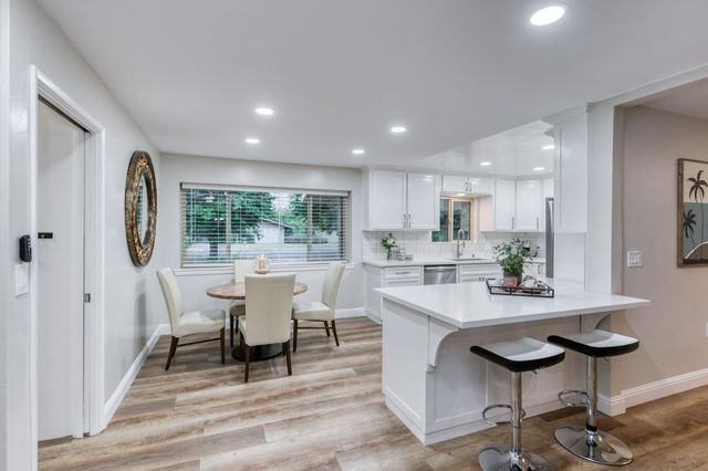 1540 W San Ramon Avenue, Fresno, CA 93711