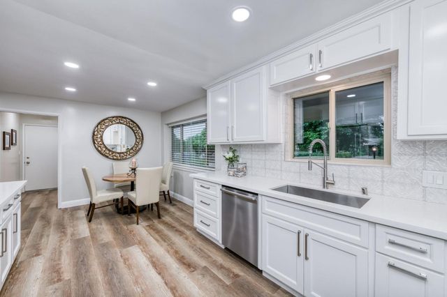 1540 W San Ramon Avenue, Fresno, CA 93711