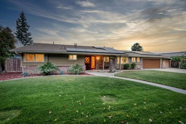 1540 W San Ramon Avenue, Fresno, CA 93711