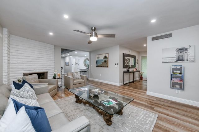 1540 W San Ramon Avenue, Fresno, CA 93711