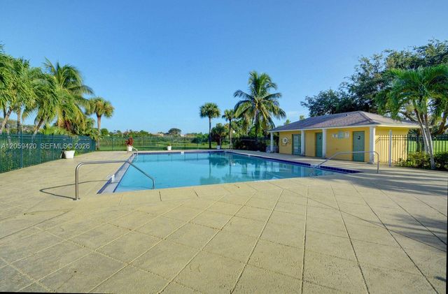 1822 W Meadows Cir 1822, Boynton Beach, FL 33436