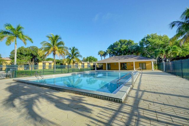 1822 W Meadows Cir 1822, Boynton Beach, FL 33436