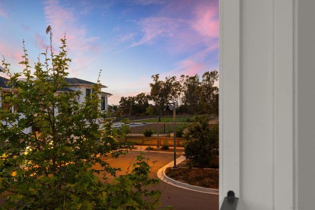 1602 San Remo Place 201, Encinitas, CA 92024