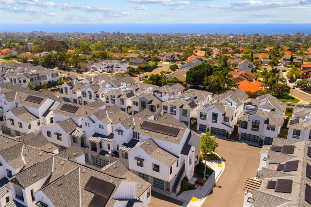 1602 San Remo Place 201, Encinitas, CA 92024