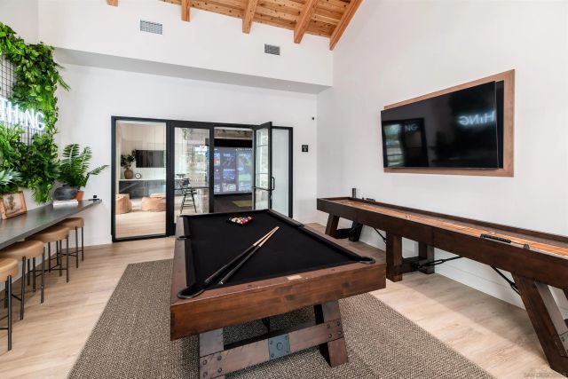 1602 San Remo Place 201, Encinitas, CA 92024