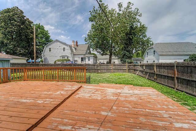 770 CORDIAL Drive, Des Plaines, IL 60018