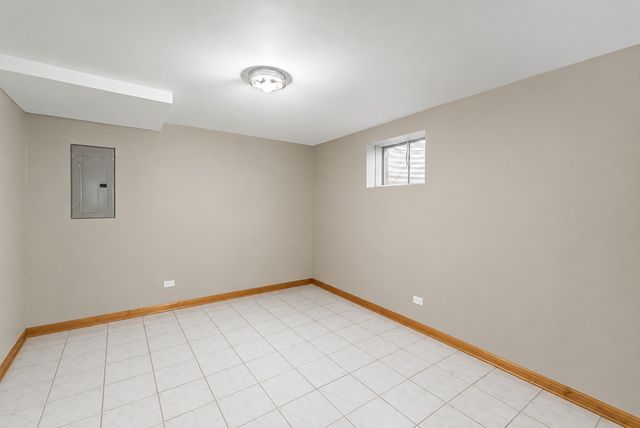 770 CORDIAL Drive, Des Plaines, IL 60018