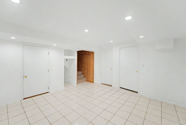 770 CORDIAL Drive, Des Plaines, IL 60018