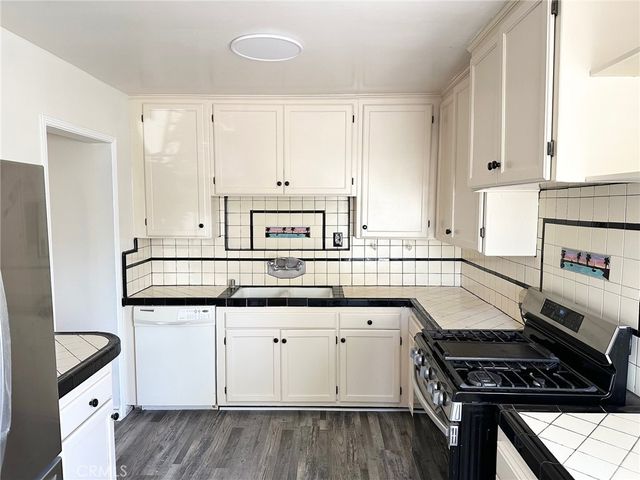 6539 Blucher, Van Nuys, CA 91406