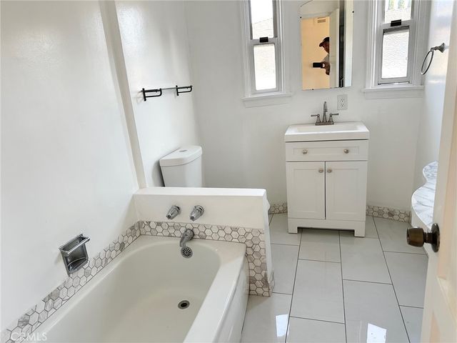 6539 Blucher, Van Nuys, CA 91406