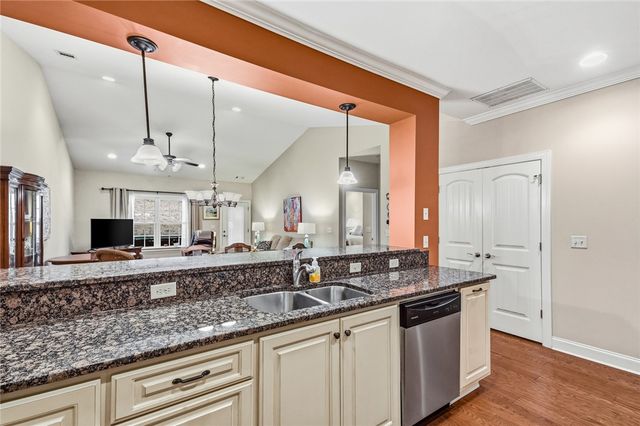 53 Hillsborough Drive, Anderson, SC 29621