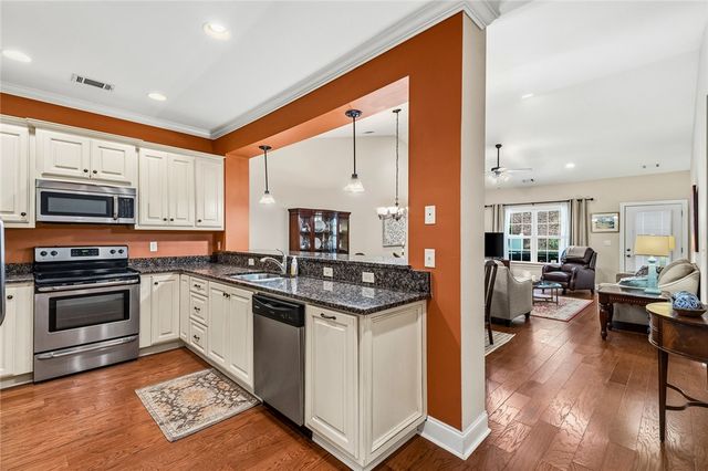 53 Hillsborough Drive, Anderson, SC 29621