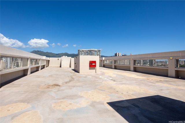 430 Keoniana Street 703, Honolulu, HI 96815