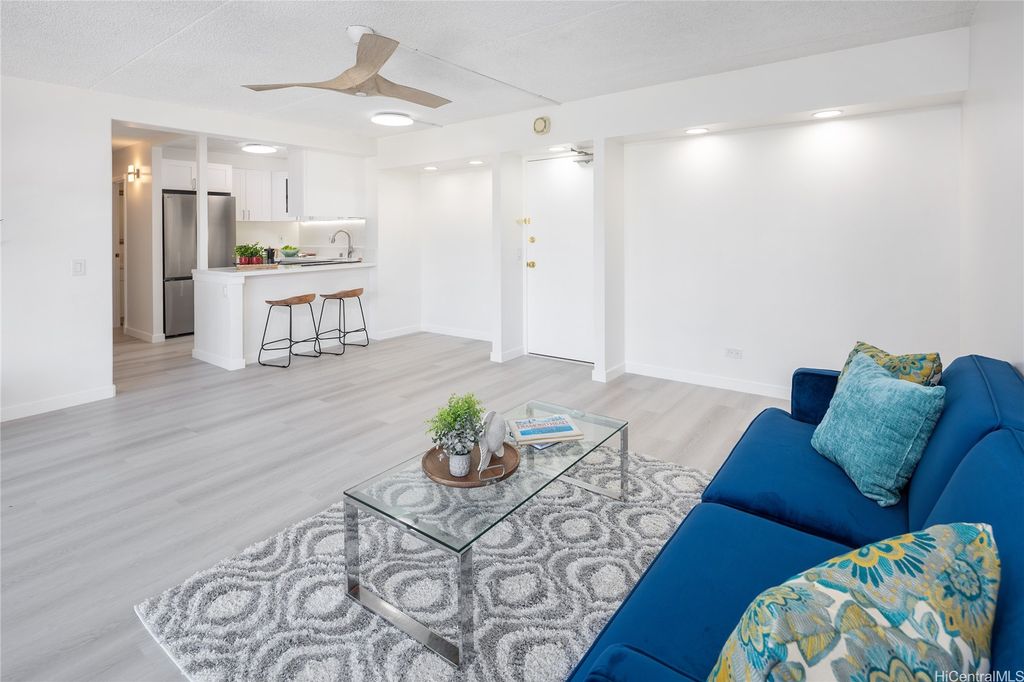 430 Keoniana Street 703, Honolulu, HI 96815