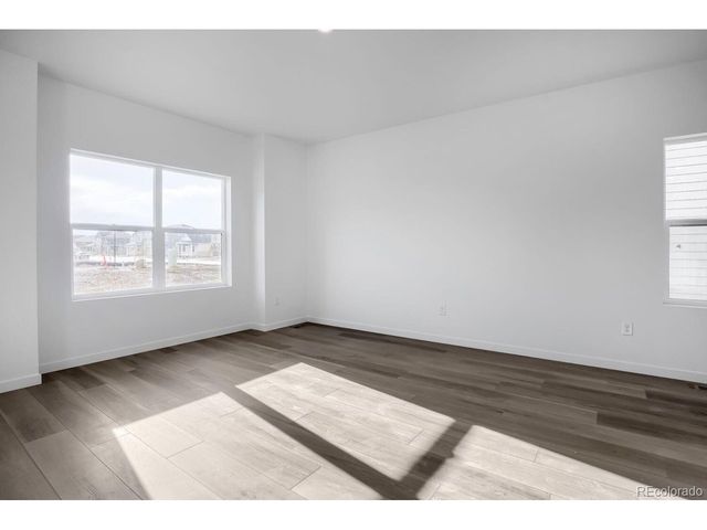 375 Wildflower Ct, Bennett, CO 80102