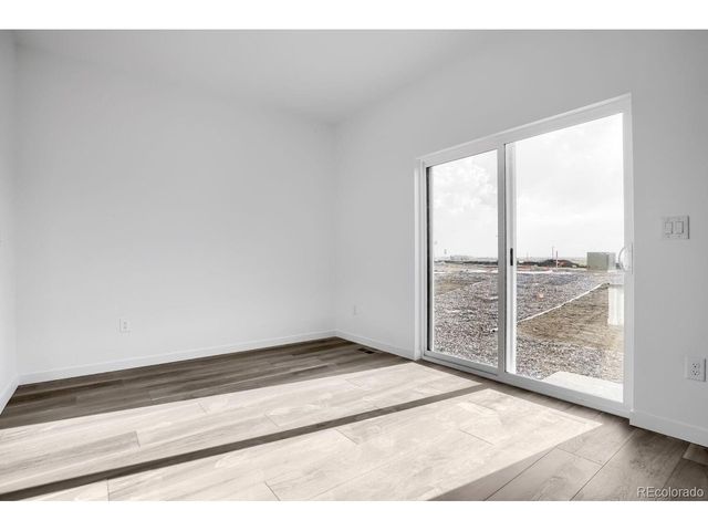 375 Wildflower Ct, Bennett, CO 80102