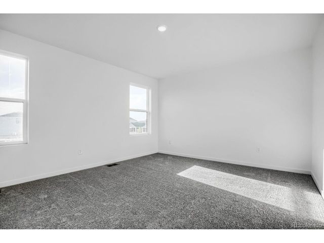 375 Wildflower Ct, Bennett, CO 80102