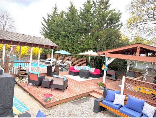 149 Rowe Avenue, Pawtucket, RI 02861