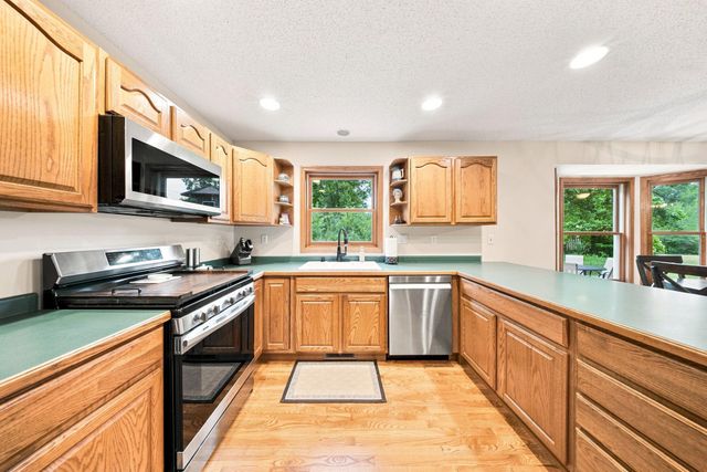 624 Galahad Road N, Hudson, WI 54016