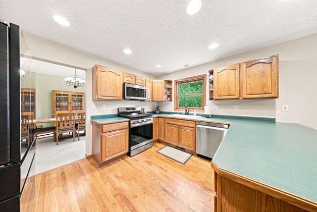 624 Galahad Road N, Hudson, WI 54016