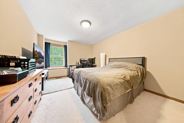 624 Galahad Road N, Hudson, WI 54016