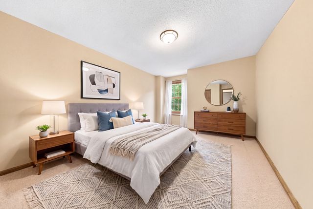 624 Galahad Road N, Hudson, WI 54016
